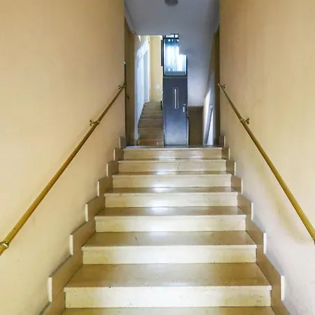 34 Via Giulio Carcano * 밀라노