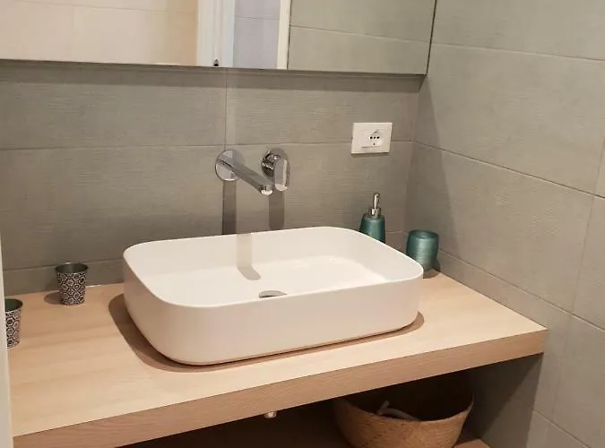 Apartment 34 Via Giulio Carcano