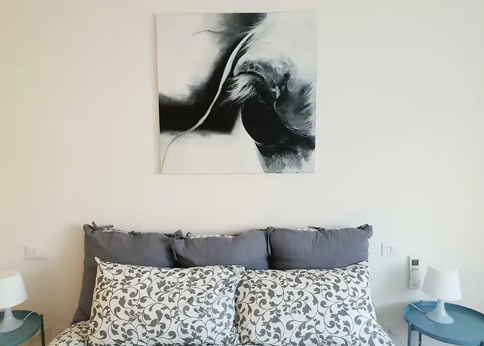 Apartment 34 Via Giulio Carcano Milan