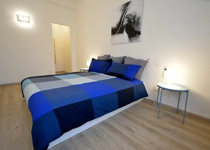 34 Via Giulio Carcano Apartment *