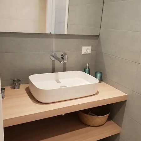 Appartement 34 Via Giulio Carcano