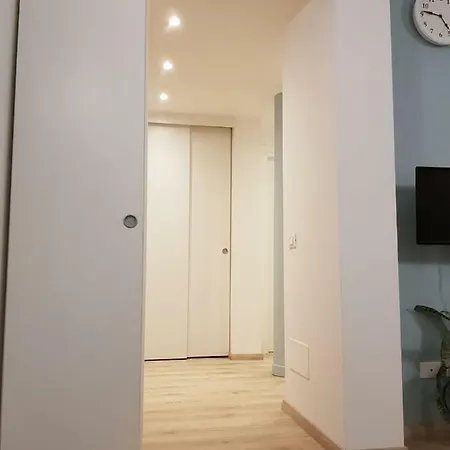 34 Via Giulio Carcano Appartement *